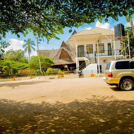 Flamingo Hotel Kinyerezi Dar-es-Salaam Eksteriør bilde