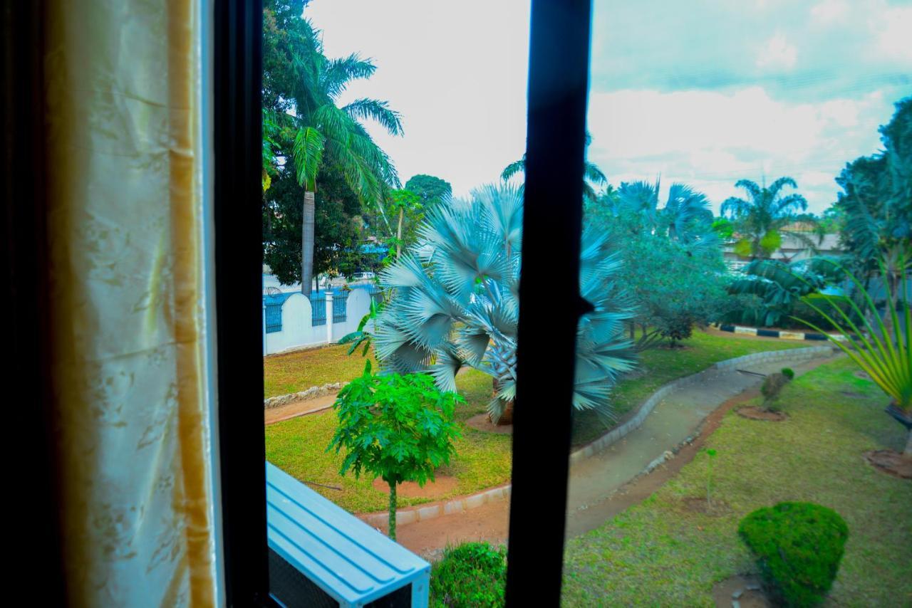 Flamingo Hotel Kinyerezi Dar-es-Salaam Eksteriør bilde